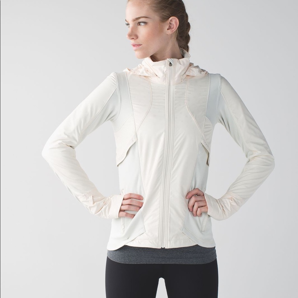 Kanto catch me run jacket sz 2 lululemon